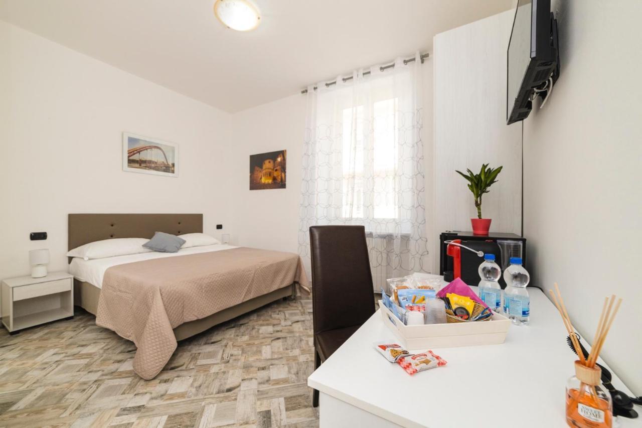 Bell'Albenga Hotel Bagian luar foto